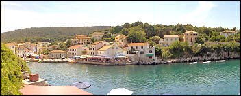 sozusagen die "Nordseite" des kleinen Stadthafens von Veli Losinj mit den bekannten Fischrestaurants